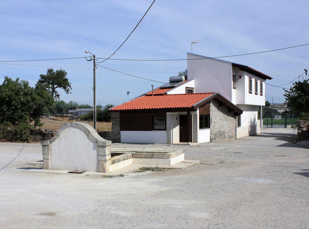 Casa Do Ferrador Villa Mirandela Bagian luar foto