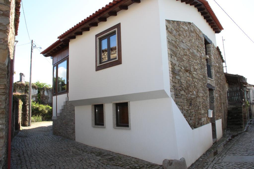 Casa Do Ferrador Villa Mirandela Bagian luar foto
